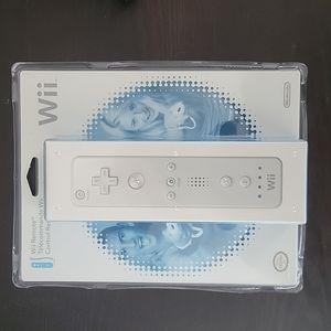 Wii Remote (white, Brand New Sealed)
